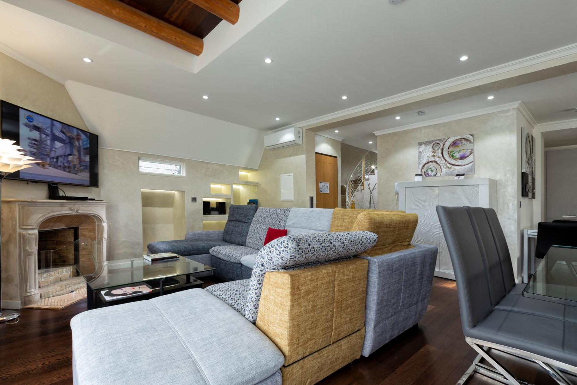 The Queen Luxury Apartments - Villa Vinicia Люксембург Екстериор снимка