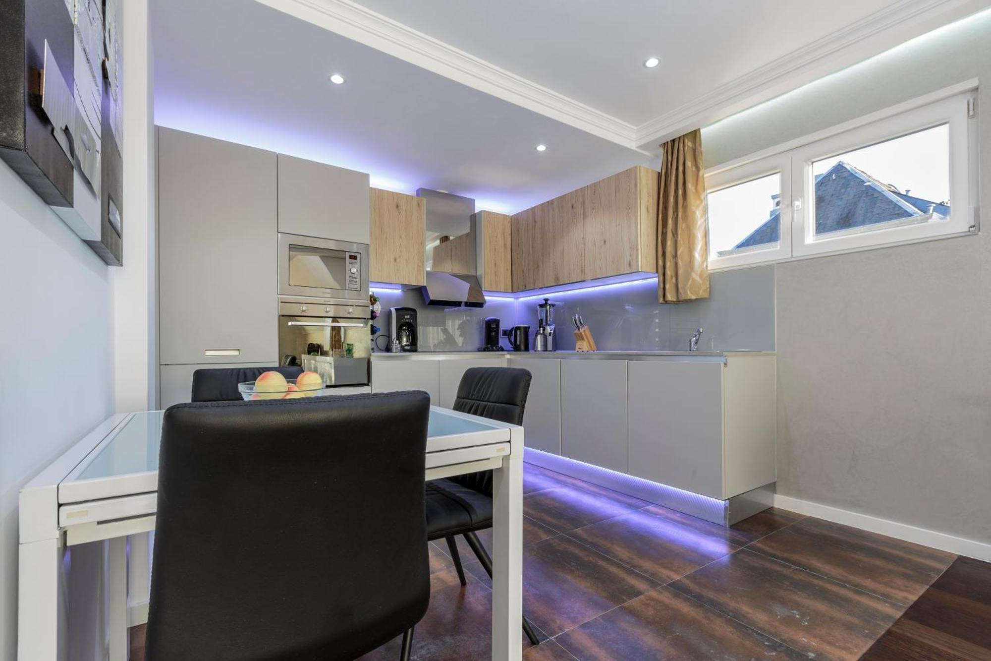 The Queen Luxury Apartments - Villa Vinicia Люксембург Екстериор снимка